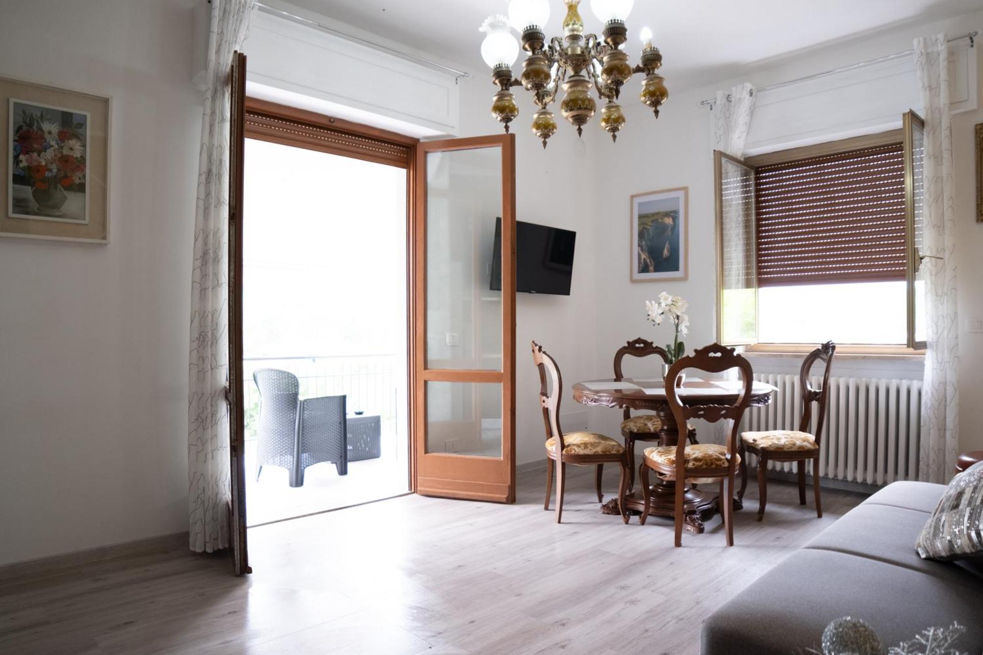 Casa Vacanze Aria Leggiuno المظهر الخارجي الصورة